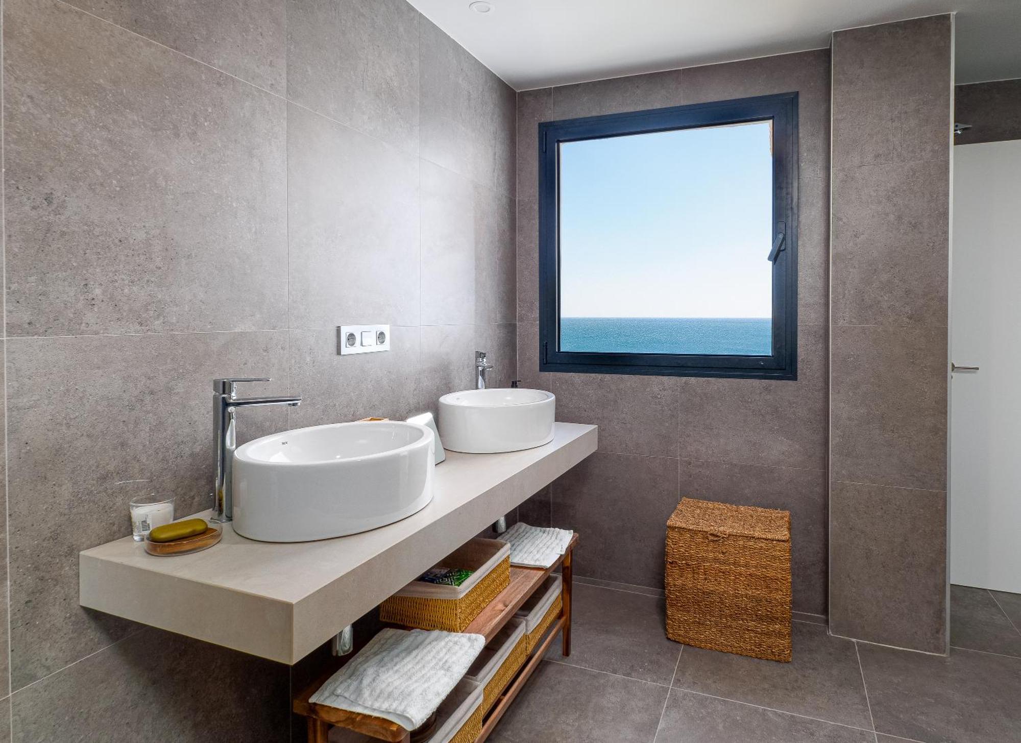 Luxury Duplex With Sea Views Blue Suite 3-303 مانيلفا المظهر الخارجي الصورة